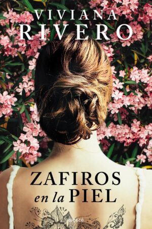 Zafiros en la piel de Viviana Rivero